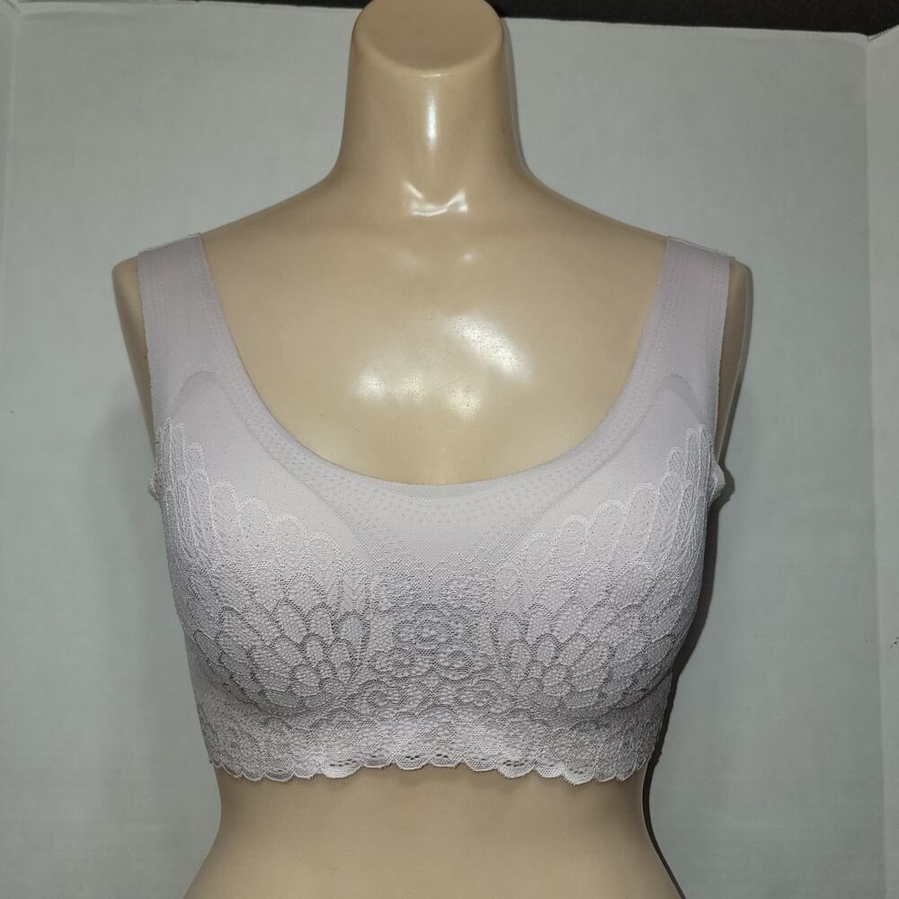 Daisy Fuentes Padded Light Pink Slip-On Bra w/ Lace Front - Size Small